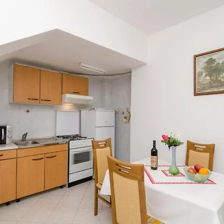 House Rasica - Two Bedroom With Terrace And Sea View * Molunat