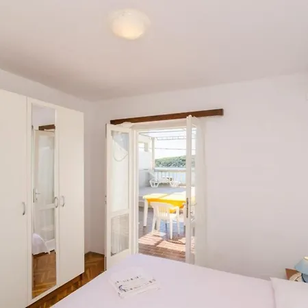 House Rasica - Two Bedroom With Terrace And Sea View * モルナット